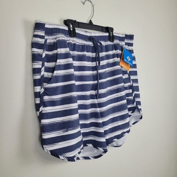 Columbia Women’s 1X Hiking Board Shorts 6” Omni-Shade Striped Blue NWT - Picture 1 of 7